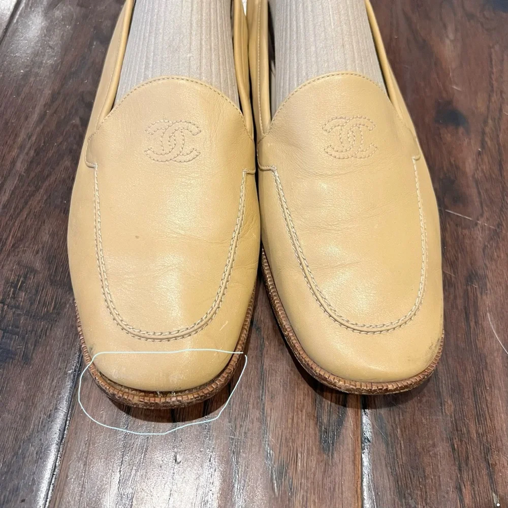 Vintage Chanel Women’s Leather Loafers